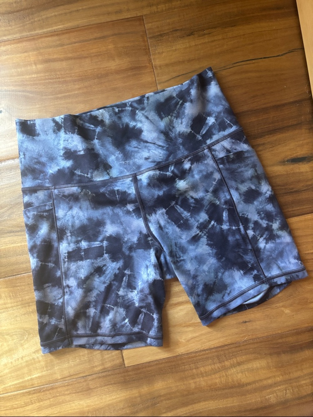 Athleta Tie-Dye Gray & Black High-Waist Bike Shorts
